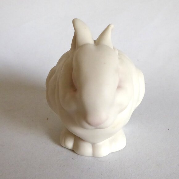 VINTAGE 1960’S CYBIS BISQUE PORCELAIN "MR SNOWBALL” BUNNY RABBIT FIGURINE - Picture 2 of 7